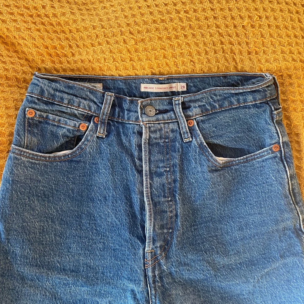 Ribcage Straight Ankle Jean - Jazz Pop